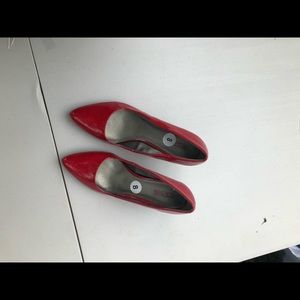 Brand New Kenneth Cole Pumps